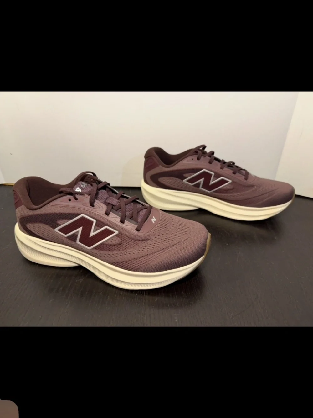 New Balance Fresh Foam 680v9 Running Shoes Burgundy/Purple/Beige Mens 9D/Wm 10.5